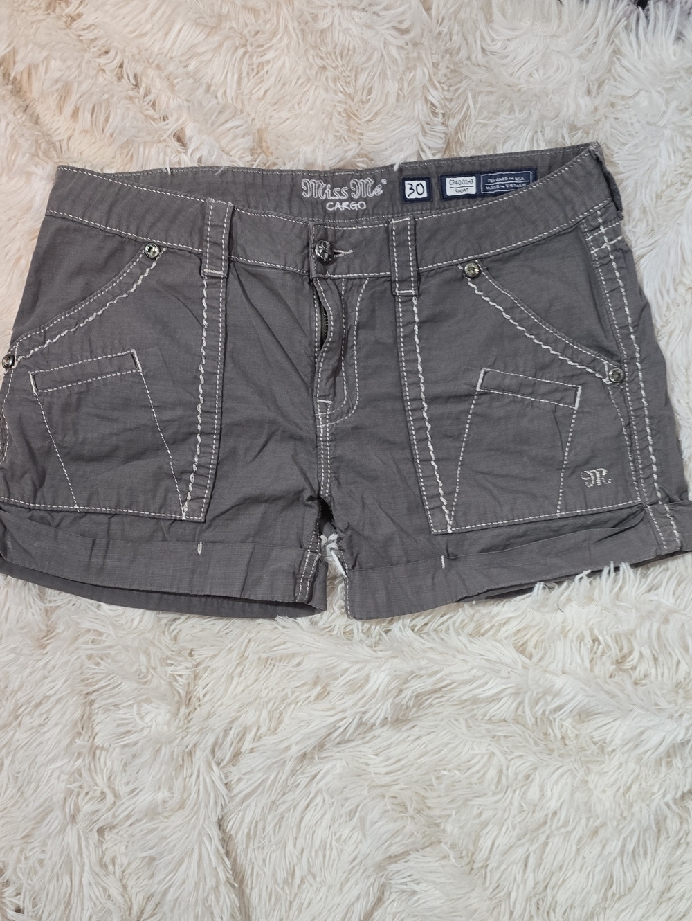 Miss Me Grey Cargo Shorts with Contrast Stitching Size 30